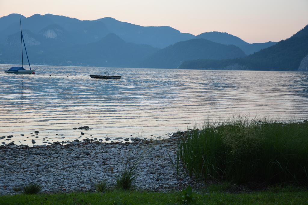 Appart Weisse Urlauben Am Wolfgangsee Sankt Gilgen Oda fotoğraf